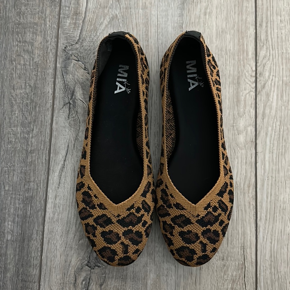 MIA Leopard Print Ballet Flats